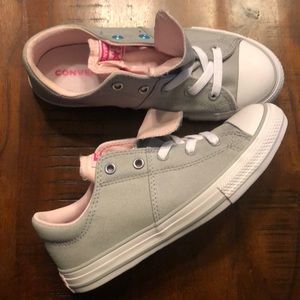 Grey Converse size 3
